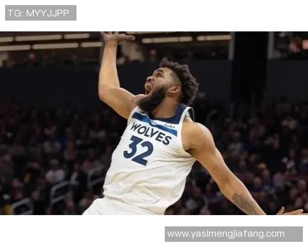 卡尔安东尼唐斯的篮球之路与未来发展展望分析